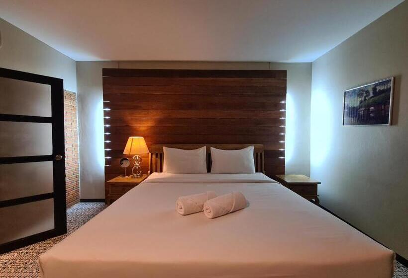 Номер Superior, The 8 Factory Hotel Phitsanulok
