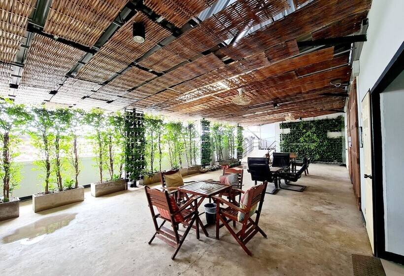 Номер Стандарт Трехместный, The 8 Factory Hotel Phitsanulok