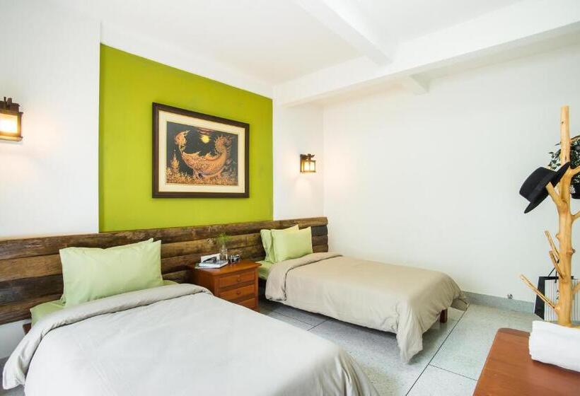 اتاق استاندارد, Banthat Thong Hostel