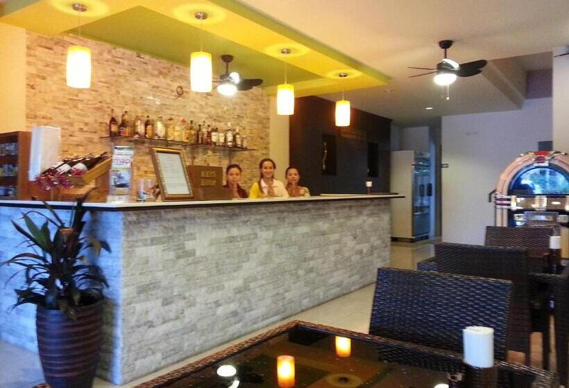 Quarto Deluxe, Purimas Resortel