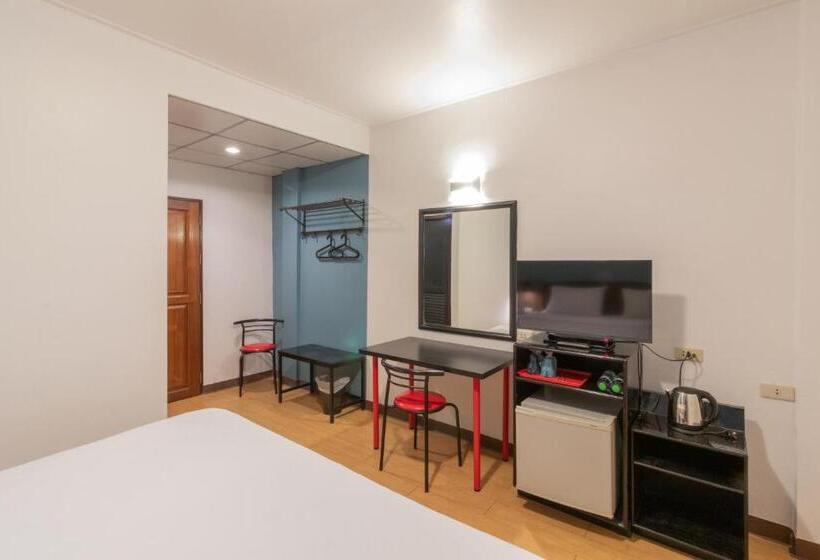 Quarto Superior, Intown Residence