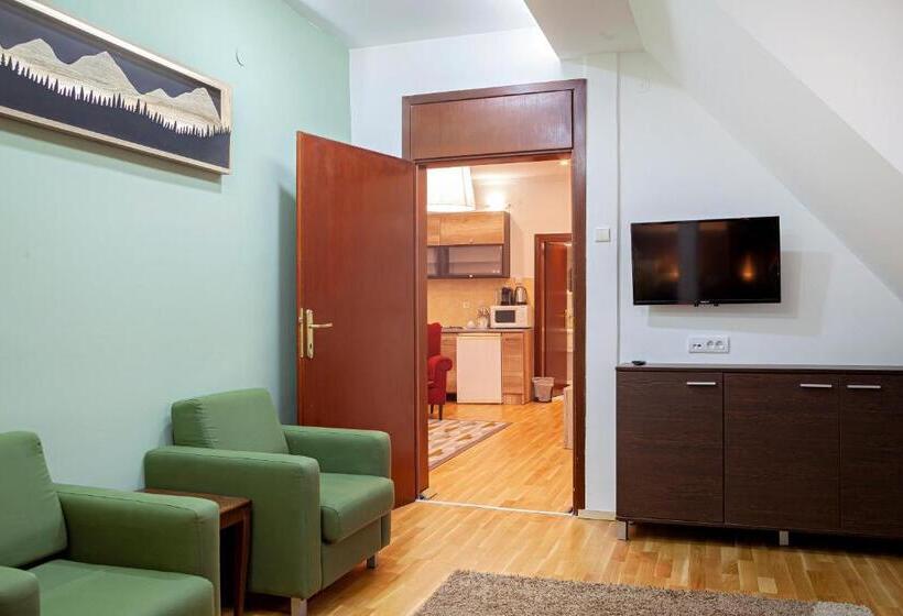 2 Bedroom Superior Room, Junior