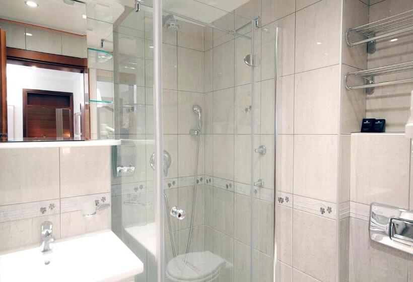 2 Bedroom Superior Room, Junior