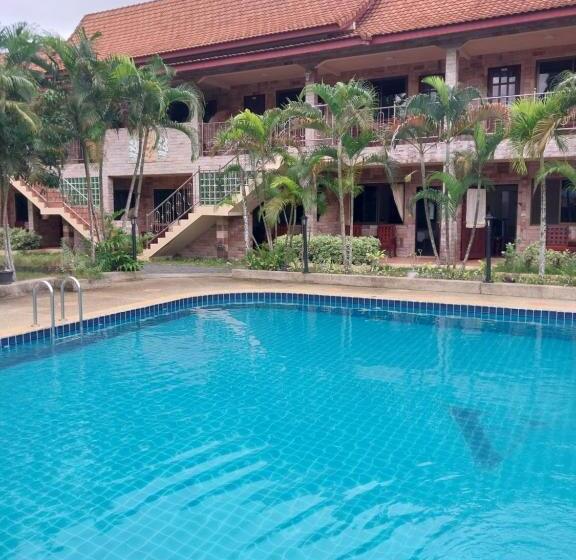 豪华家庭房间, Sofia Garden Resort