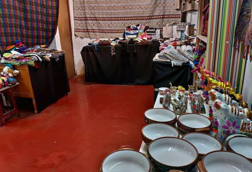 Quarto Triplo Estandar, Casona Quera