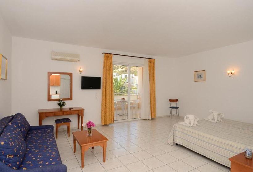 Apartamento 1 Dormitório, Costas & Chrysoula