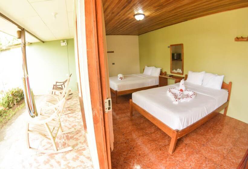 스탠다드 트리플 룸, Hostel Backpackers La Fortuna
