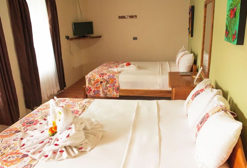 4인용 스탠다드 룸, Hostel Backpackers La Fortuna