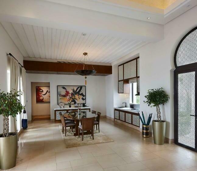 Вилла 2 Спальни Вид на Море, Banyan Tree Tamouda Bay