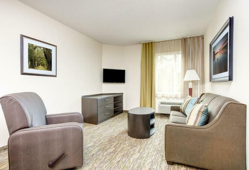 Люкс Кровать Кинг, Candlewood Suites Cut Off   Galliano, An Ihg