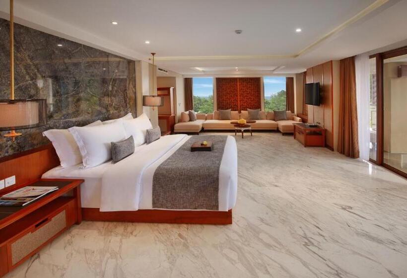 سوییت, The Bandha Hotel & Suites