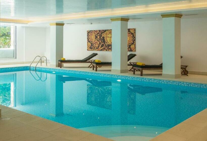 스위트, Theoxenia Residence