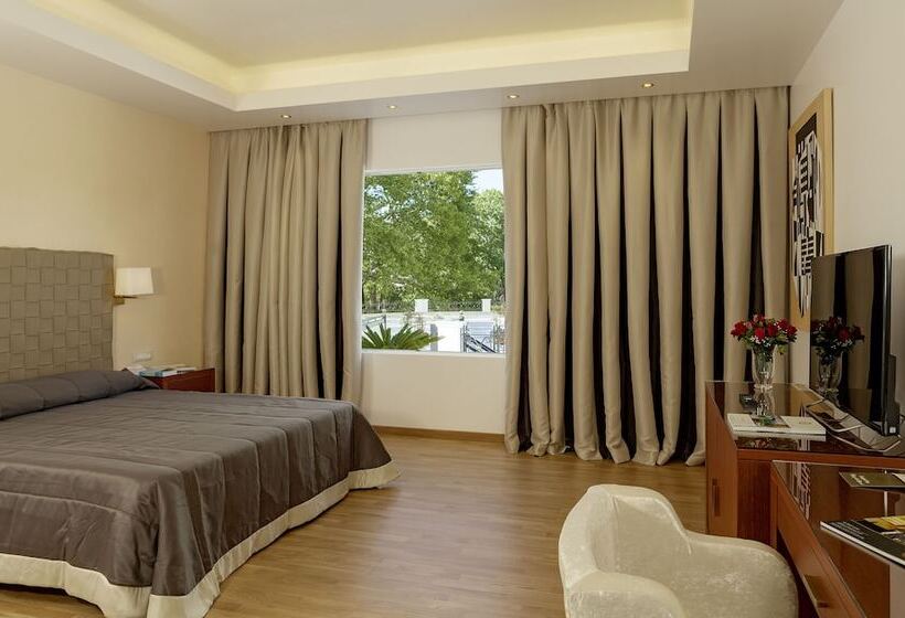 스위트, Theoxenia Residence
