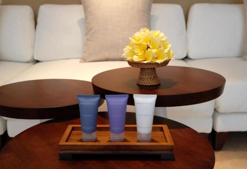 سوئیت رویال, The Bandha Hotel & Suites