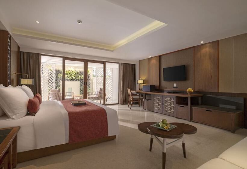 سوئیت جونیور با تراس, The Bandha Hotel & Suites