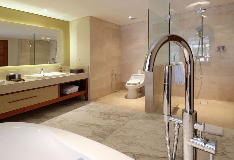سوییت جونیور, The Bandha Hotel & Suites