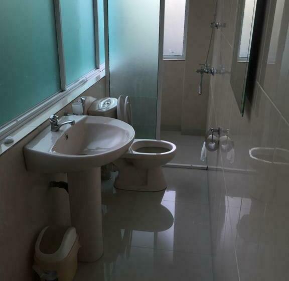 Трехместный Номер Базовый, Damith Guest House