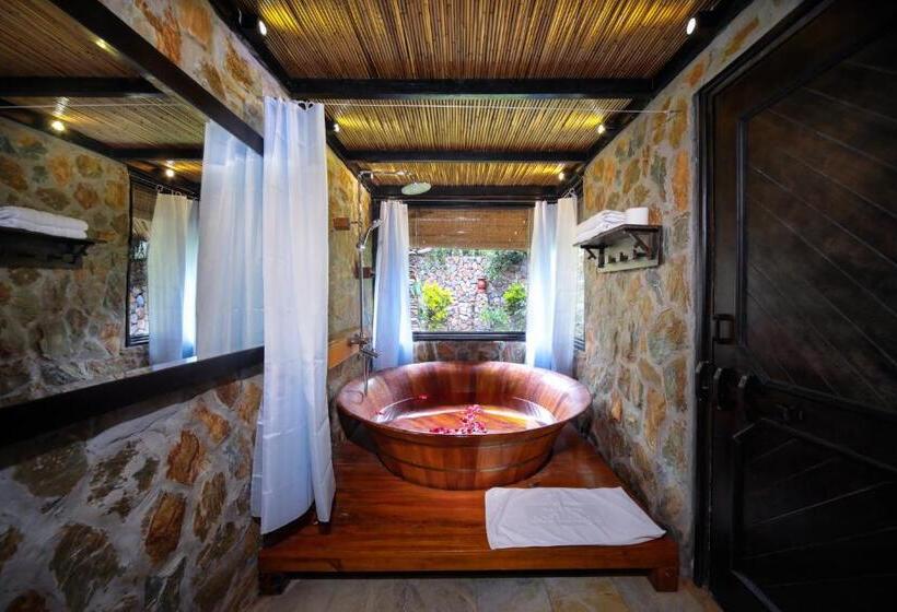 سوئیت با چشم‌انداز, Mai Chau Ecolodge