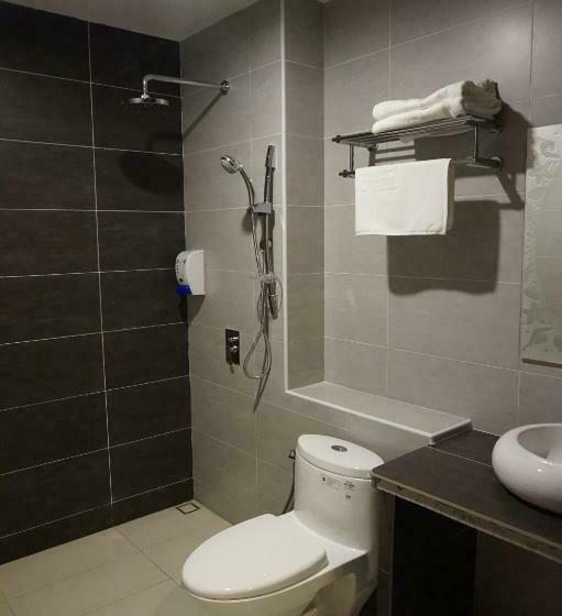 Номер Superior, Super 8 Hotel @ Bayan Baru