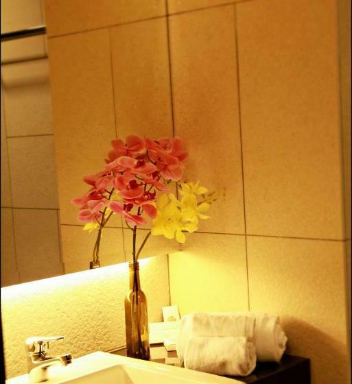 Номер Deluxe Кровать Кинг, U Hotel Penang