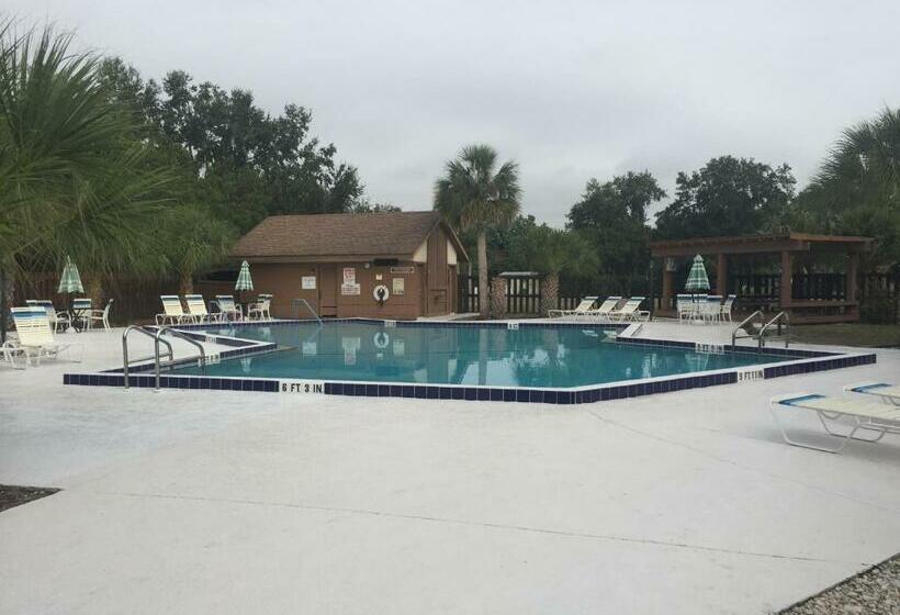 침실 2개 스위트, Charlotte Bay Resort