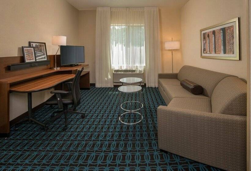 Люкс, Fairfield Inn & Suites By Marriott Richmond Ashland