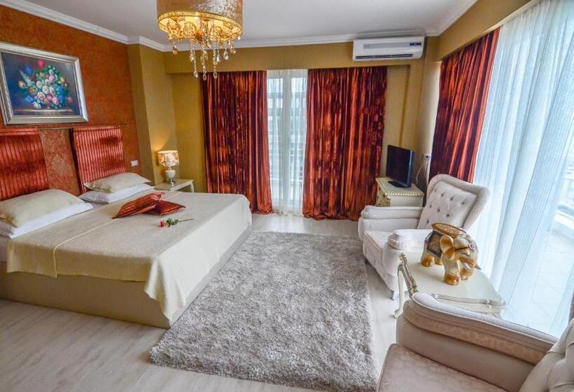 Люкс Повышенной Комфортности, Phoenicia Luxury