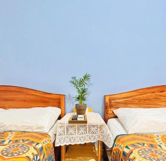 اتاق سوپریور چهار تخته, A.n Homestay