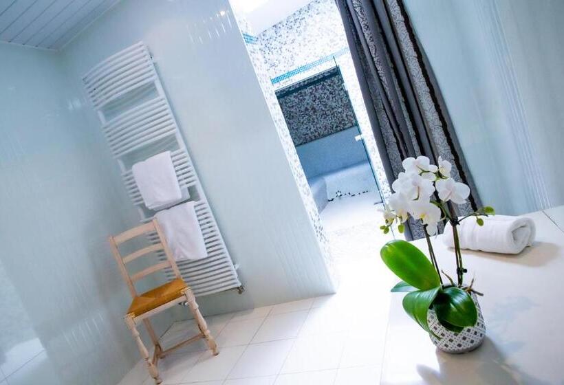 Люкс Премиум, La Ferme De L Oudon & Spa