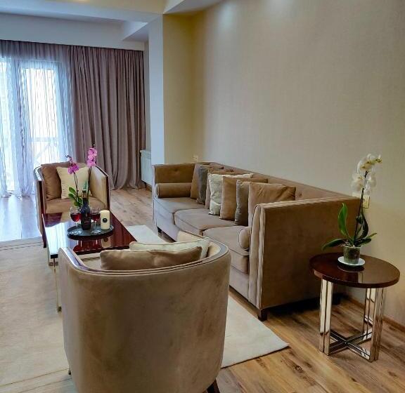 سوئیت 2 خوابه, Crystal Hotel & Spa