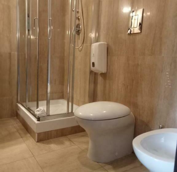 اتاق استاندارد سه نفره, Porta Rivera Plesso Stazione
