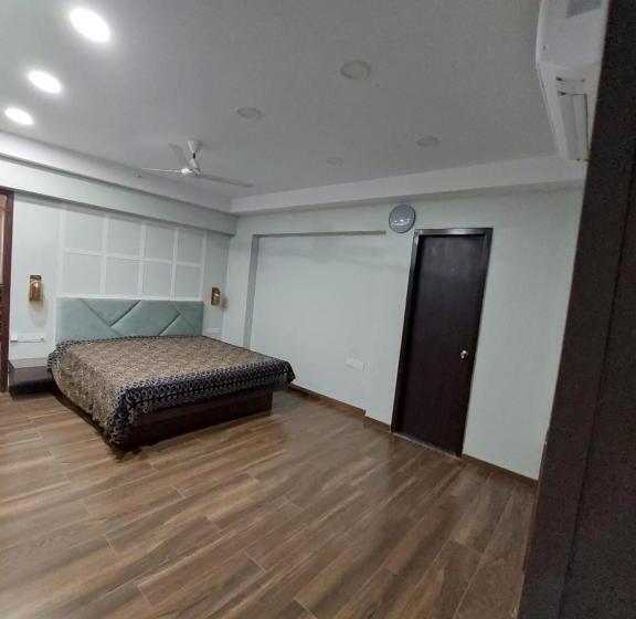 اتاق سوپریور, Royal Nest Premium