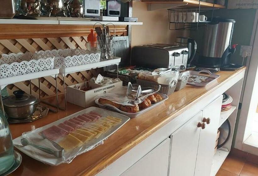 اتاق لوکس چهار تخته, Isla Bella