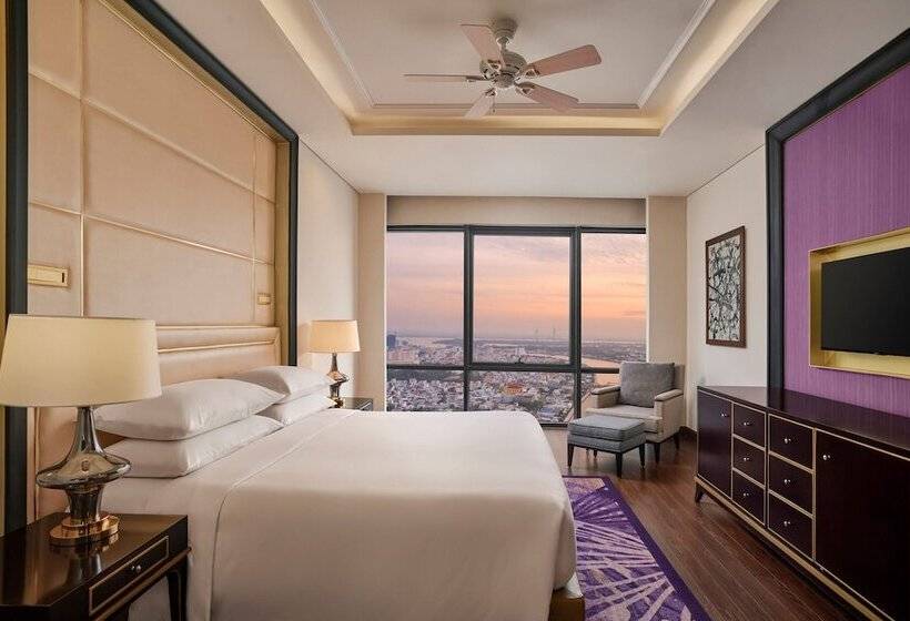 Номер Клуб, Sheraton Can Tho
