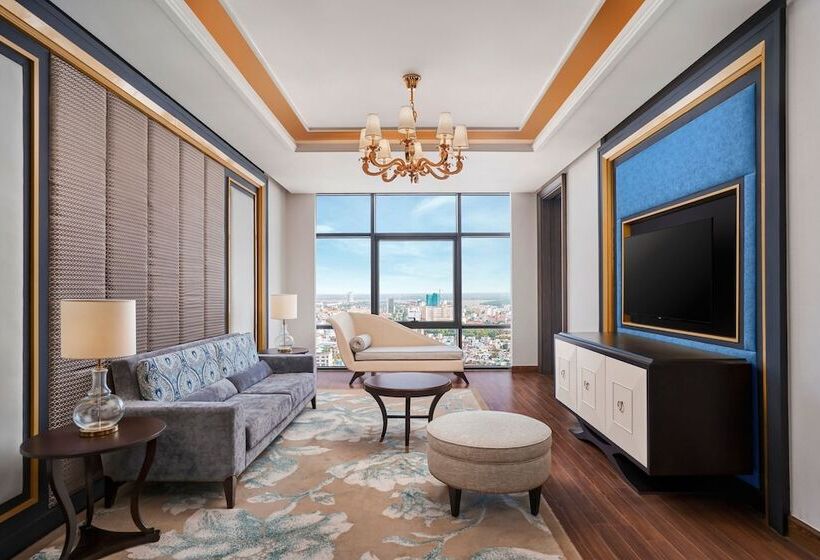 Люкс Клуб, Sheraton Can Tho