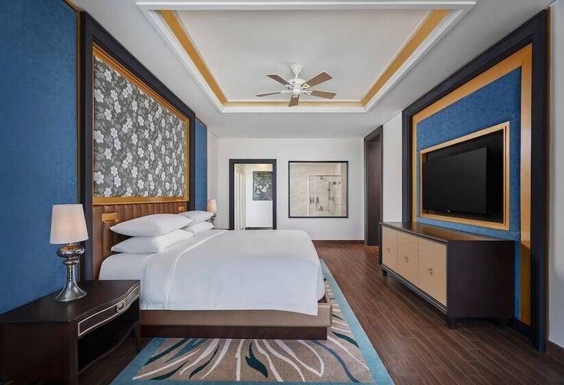 Люкс Клуб, Sheraton Can Tho
