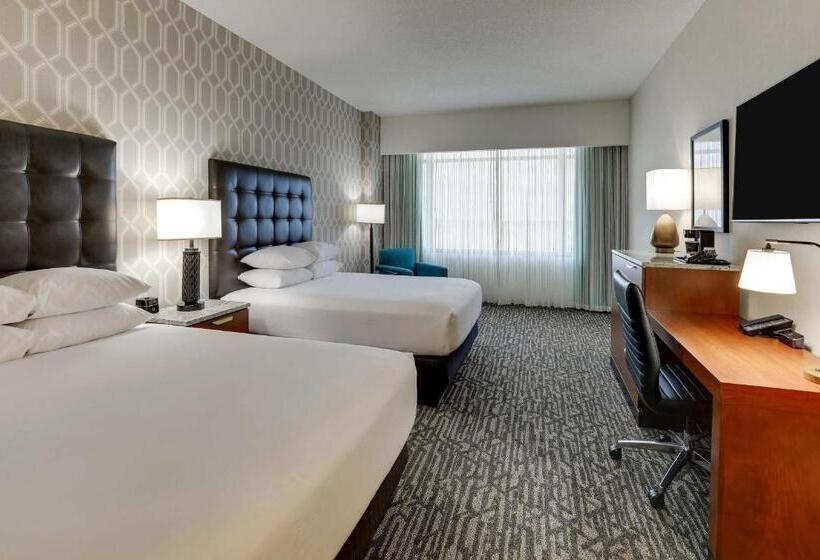 חדר דלוקס מיטת קווין, Drury Plaza Hotel Dallas Arlington