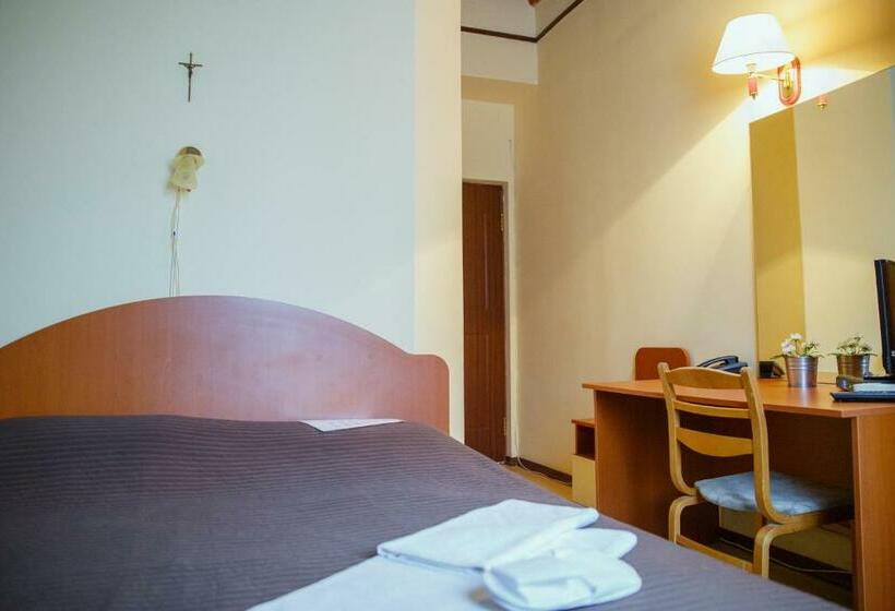 اتاق اکونومی, Mini Hotel Venezia