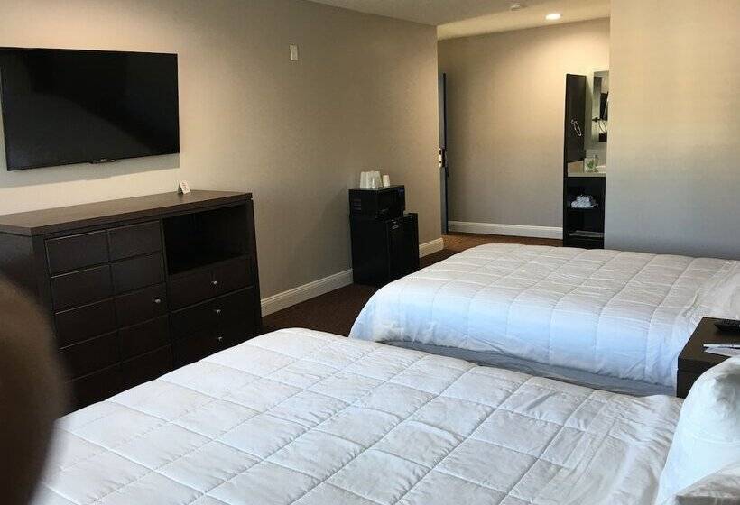 Номер Стандарт 2 Двуспальные Кровати, Vallejo Inn