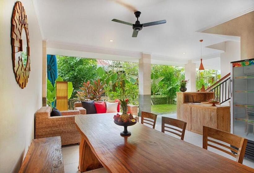 Номер Deluxe Вид на Бассейн, Puri Canggu Villas & Rooms