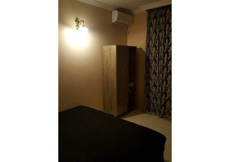 اتاق استاندارد سه تخته با بالکن, Near The Sea