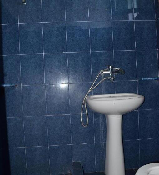 اتاق استاندارد چهار تخته, Near The Sea