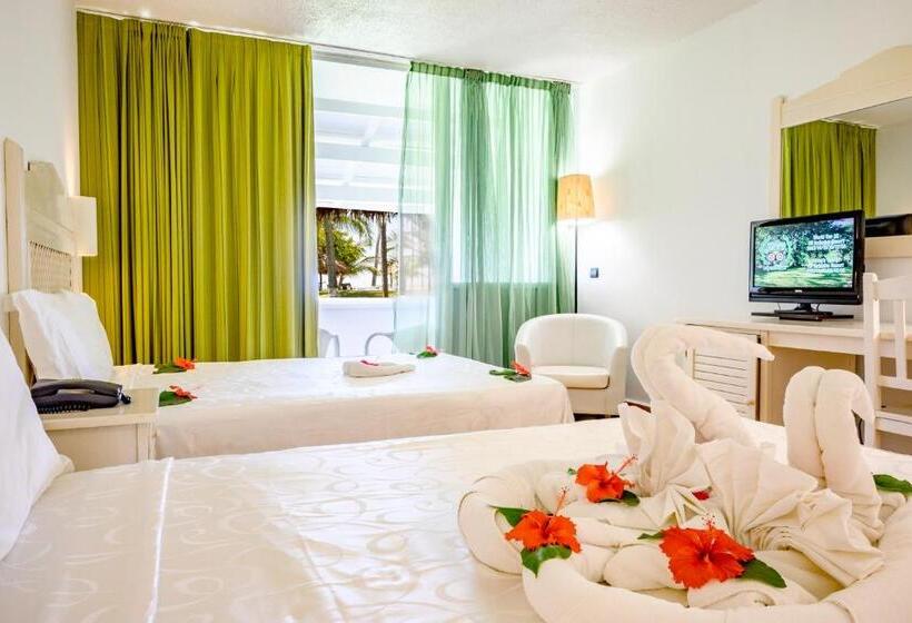 اتاق استاندارد, Andilana Beach Resort