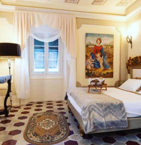 اتاق اجرایی, Palazzo Lari Luxury Accommodation