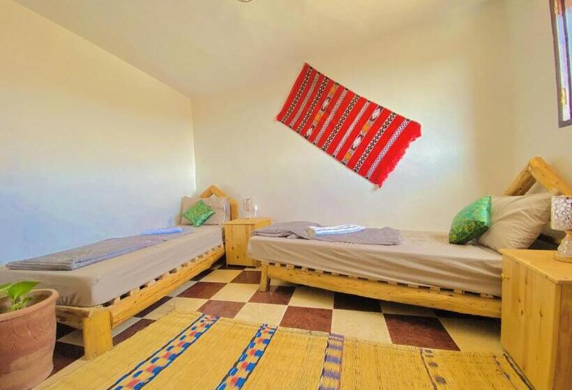 Triple Room Sea View, Tizaou Guest House