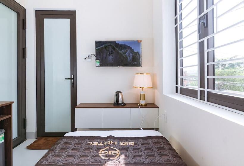 اتاق استاندارد یک نفره, Big Hotel Huế