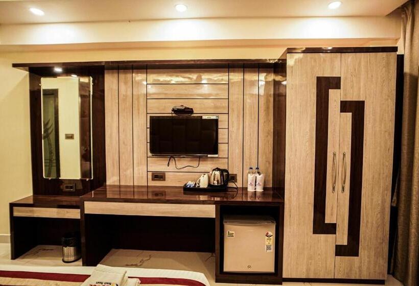 Номер Deluxe Вид на Море, Gogol Beach Resort !! Luxury Room With Mesmerizing Sunset Views & Free Parking !!