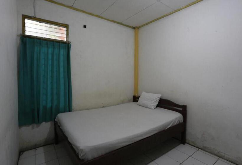 Номер Стандарт Индивидуальный, Oyo 93119 Guest House Leo Patra