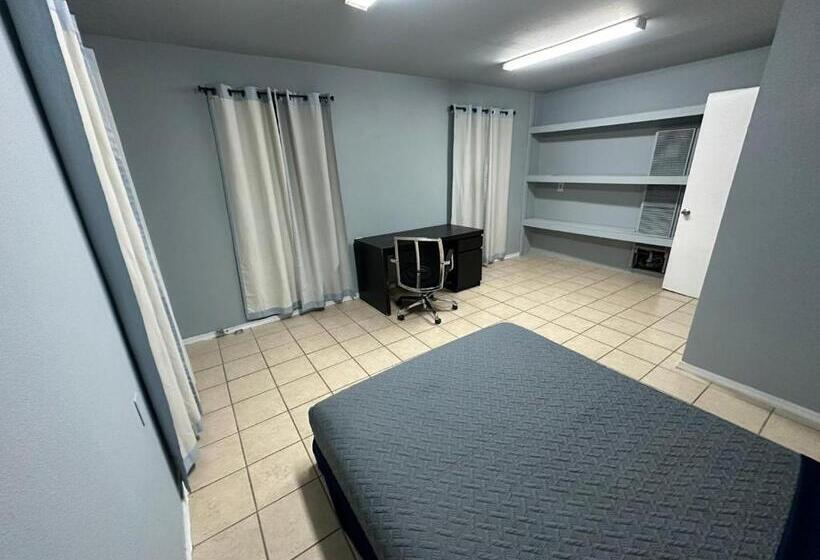 스탠다드 룸 공동 욕실, Humble Abode At El Monte
