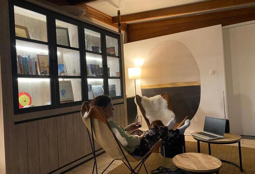 Номер Стандарт, La Couette Du Voyageur